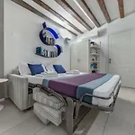 Accademia Palace By Casa Da アパート